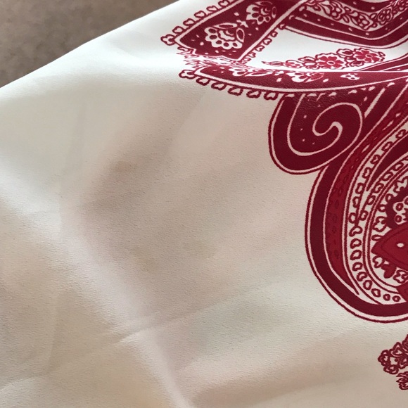 SOLDOversized maroon and white blouse - Picture 6 of 6